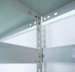 Regał archiwizacyjny z ogranicznikami